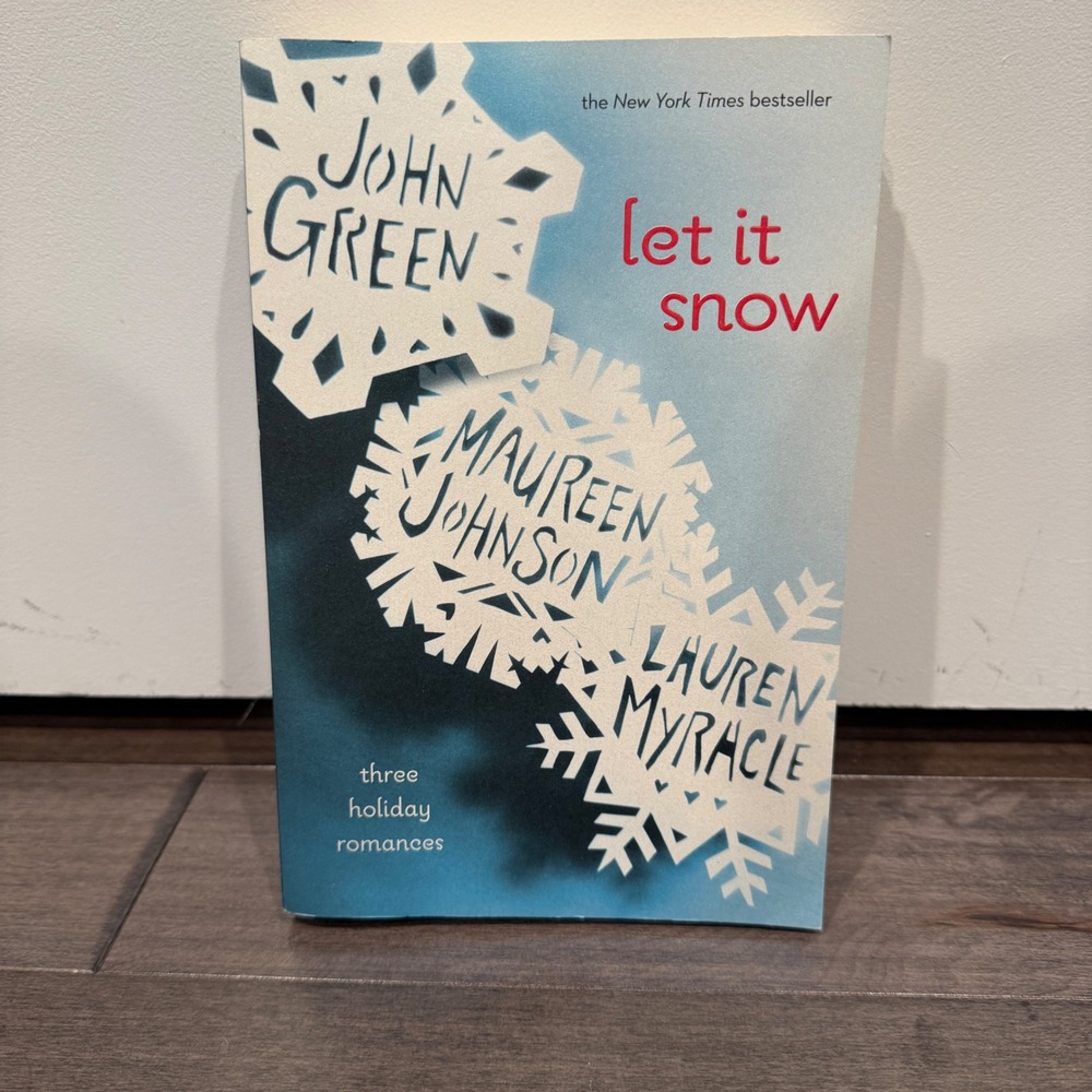 Let It Snow Three Holiday Romances John Green Maureen Johnson Paperback Book